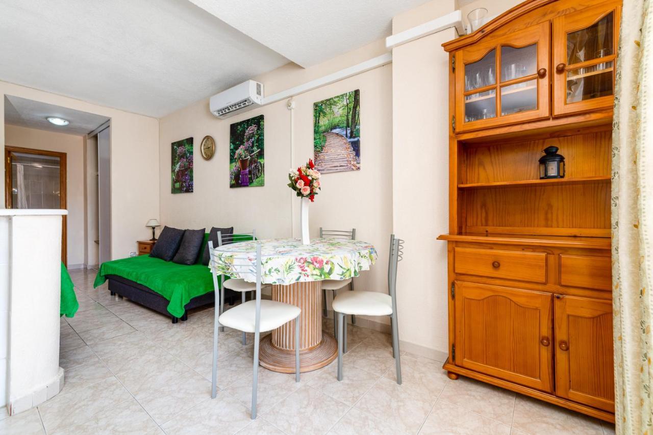 Apartment Studio Relax Τορεβιέχα Εξωτερικό φωτογραφία